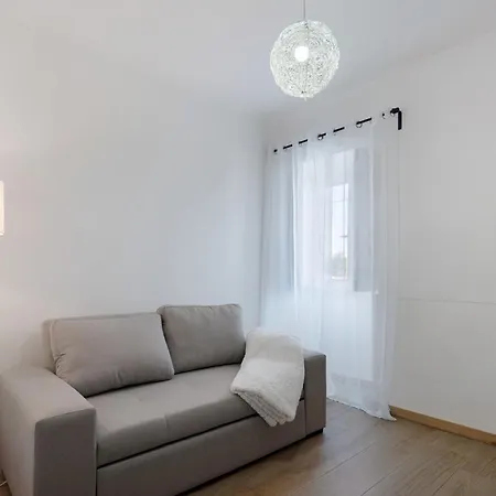 Nuria House Nyaraló Praia da Vitória