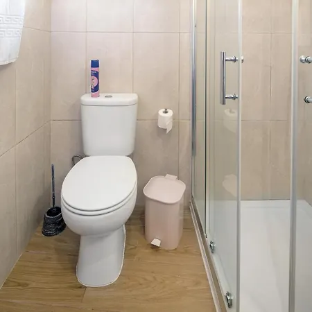 Nuria House Nyaraló Praia da Vitória