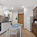 Nuria House Nyaraló Praia da Vitória
